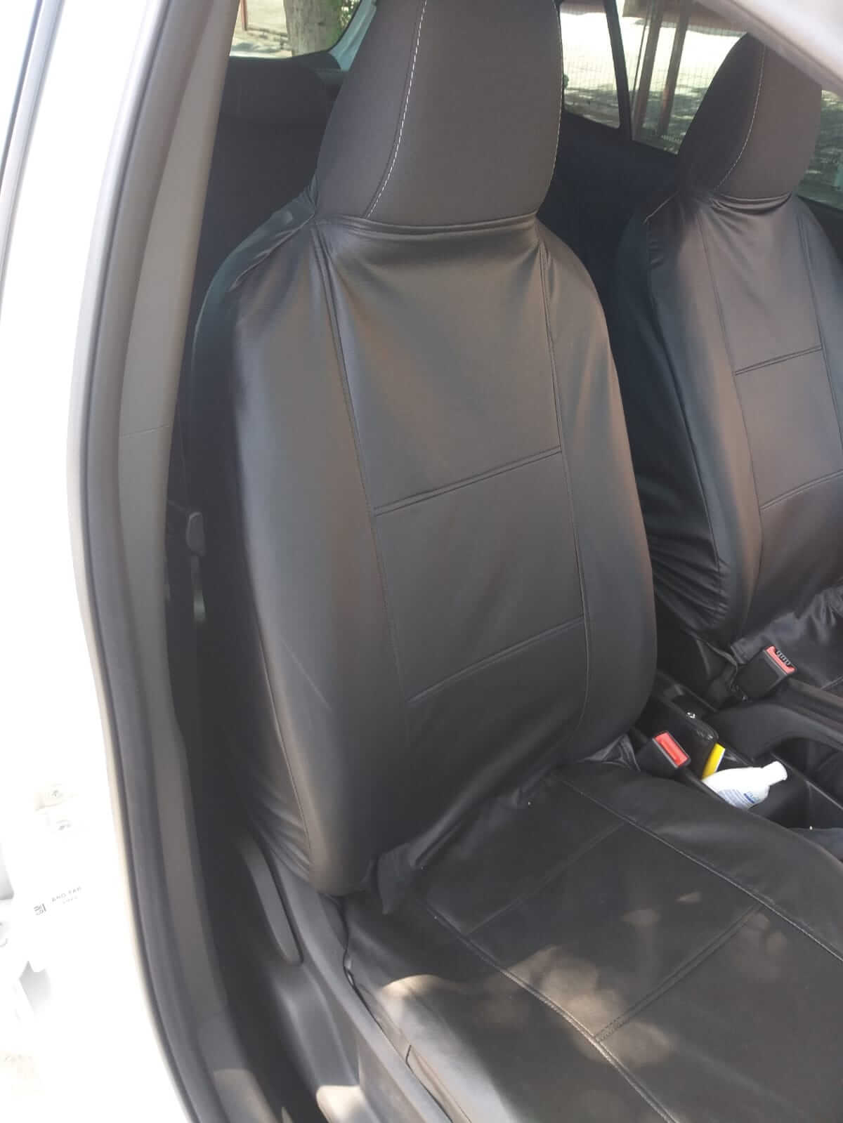 Capas em corano preto